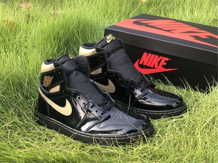 JORDAN 1 HIGH x BLACK METALLIC GOLD
